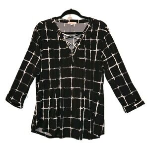 Dressbarn Black White Pullover Blouse Womens XL Top Lacing Neckline Long Sleeve